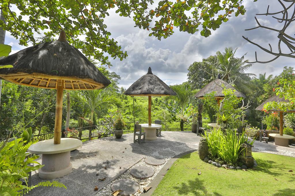 Alam Puri Art Museum Resort & Spa Denpasar Exteriör bild